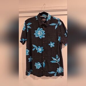 Quiksilver Black Short-Sleeve Button-Down with Blue Floral Print